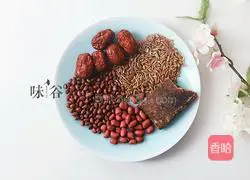Illustration of how to make Four Red Blood Porridge 1
