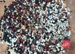 Illustration of how to make eight-treasure porridge 2