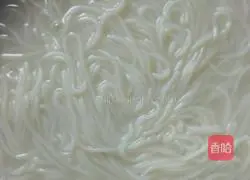 Illustration of how to make mutton soup noodles 3