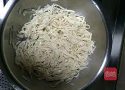 Illustration of how to make cold noodles 5
