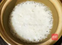 Illustration of Salt Baked Chicken and Braised Egg Claypot Rice 5