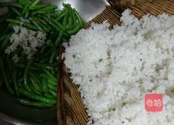 Illustration of how to make braised beans and rice 10