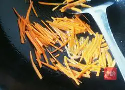 Illustration of how to make Shahe Noodles 5