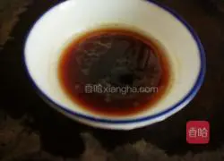Illustration of how to make preserved clay pot rice and Sichuan bacon rice with crispy rice 4