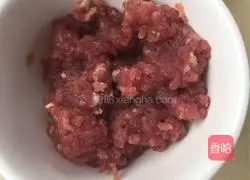 Illustration of how to make spaghetti bolognese 1