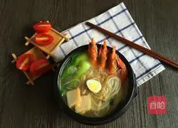 Illustration of how to make cross-bridge rice noodles 6