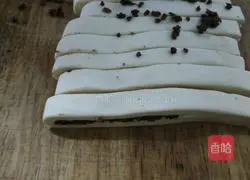 Illustration of how to make sauced meat rolls 5