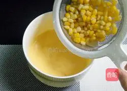 Illustration of how to make sweet corn cakes 5