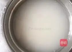 Illustration of how to make braised rice with ham and mushrooms 4