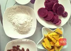 Illustration of the simple version of coarse grain hair cake (complementary food for 9-month-old babies) 1