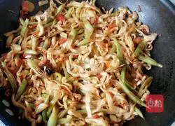 Illustration of Braised Bean Noodles 16