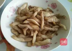 Illustration of how to make shepherd's purse spring rolls 8