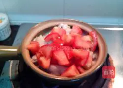 Illustration of how to make claypot rice 4