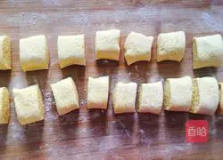 Illustration of how to make corn steamed buns 11