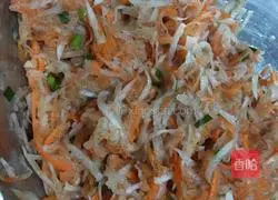 Illustration of how to make spring rolls 1