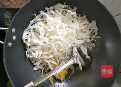Illustration of how to make fried rice noodles 7
