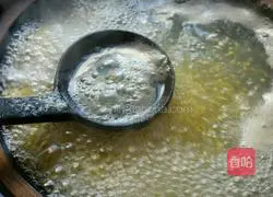 Illustration of how to make red dates and millet porridge 3