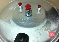 Illustration of Tremella Porridge 3