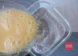 Illustration of how to make honeycomb briquette cake 5