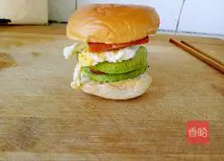 Illustration of how to make bean paste burger 9