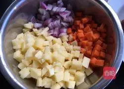 Illustration of how to make curry beef rice bowl 2