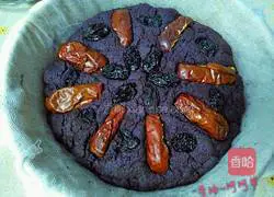 Illustration of how to make black rice cake 12