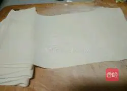 Illustration of how to make scallion oil flower rolls 7