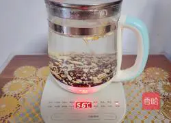 Illustration of how to make astragalus, barley and red bean porridge 3