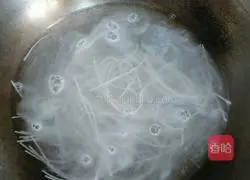 Illustration of how to make cold noodles with sesame sauce 2