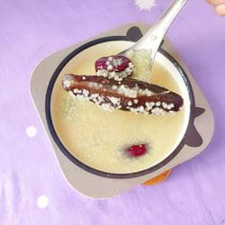 Sea cucumber and millet porridge