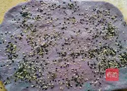 Lollipop Sesame Salt Roll Recipe Illustration 3