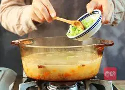 Illustration of how to make oyster health porridge 5