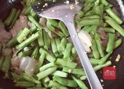 Xinjiang Bean Braised Noodles Recipe Illustration 5