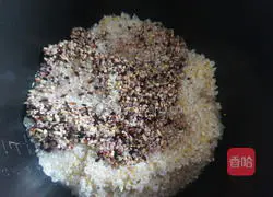 Illustration of how to make multi-grain rice that is essential for weight loss 6