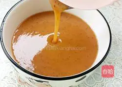 Illustration of how to make lotus root, carrot and red date rice paste 9