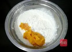 Illustration of homemade hair cake 4