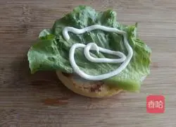 Beef Burger Recipe Illustration 6