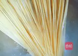 Illustration of how to make tomato pasta 6