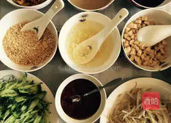 Illustration of how to make delicious cold noodles 11