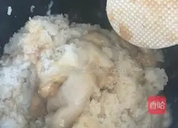 Illustration of how to make Yuanxiao braised rice 4