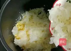 Illustration of how to make Sydney Tremella and Millet Porridge 5