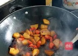 Illustration of how to make stewed rice with potatoes and bacon 4