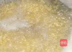 Illustration of how to make fungus, yam and millet porridge 7