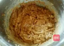 Illustration of how to make mushroom and chicken pot stickers 9