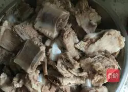 Illustration of secret braised pork rib noodles 3