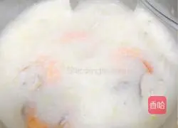 Illustration of how to make mushroom, celery and shrimp porridge 4