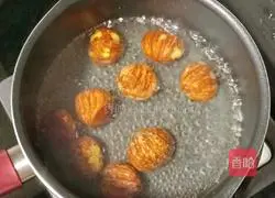 Chicken and scallops and chestnut porridge Illustration of how to do it 4