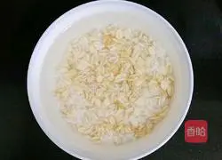 Illustration of how to make oatmeal chicken porridge (baby food) 1