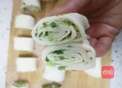Illustration of how to make delicious Thousand Layer Rolls 8