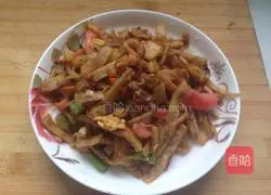 Illustration of how to make fried potato pancakes 10